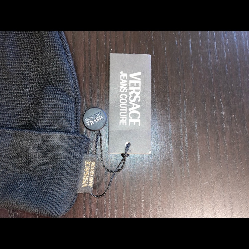 VERSACE Knit hat - Picture 2 of 3